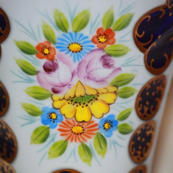 Czech Bohemian Cobalt Blue Cased to White Glass Large Hand Painted VASE LOT 4356 - Picture 3 of 4